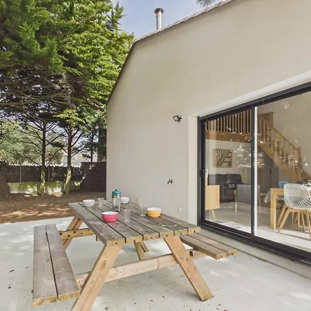Maison Pour 7 Avec Jardin, A Proximite *