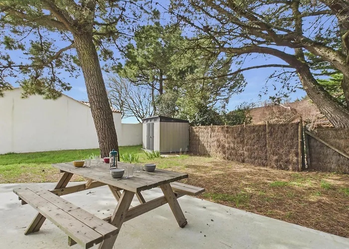 Semesterbostad Maison Pour 7 Avec Jardin, A Proximite